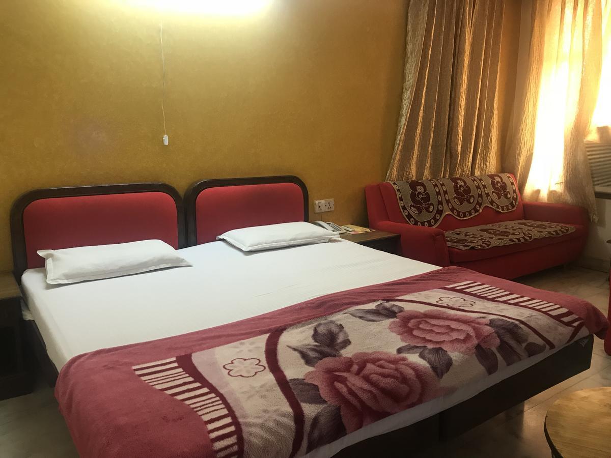 Hotel Sukant Palace Delhi  Esterno foto